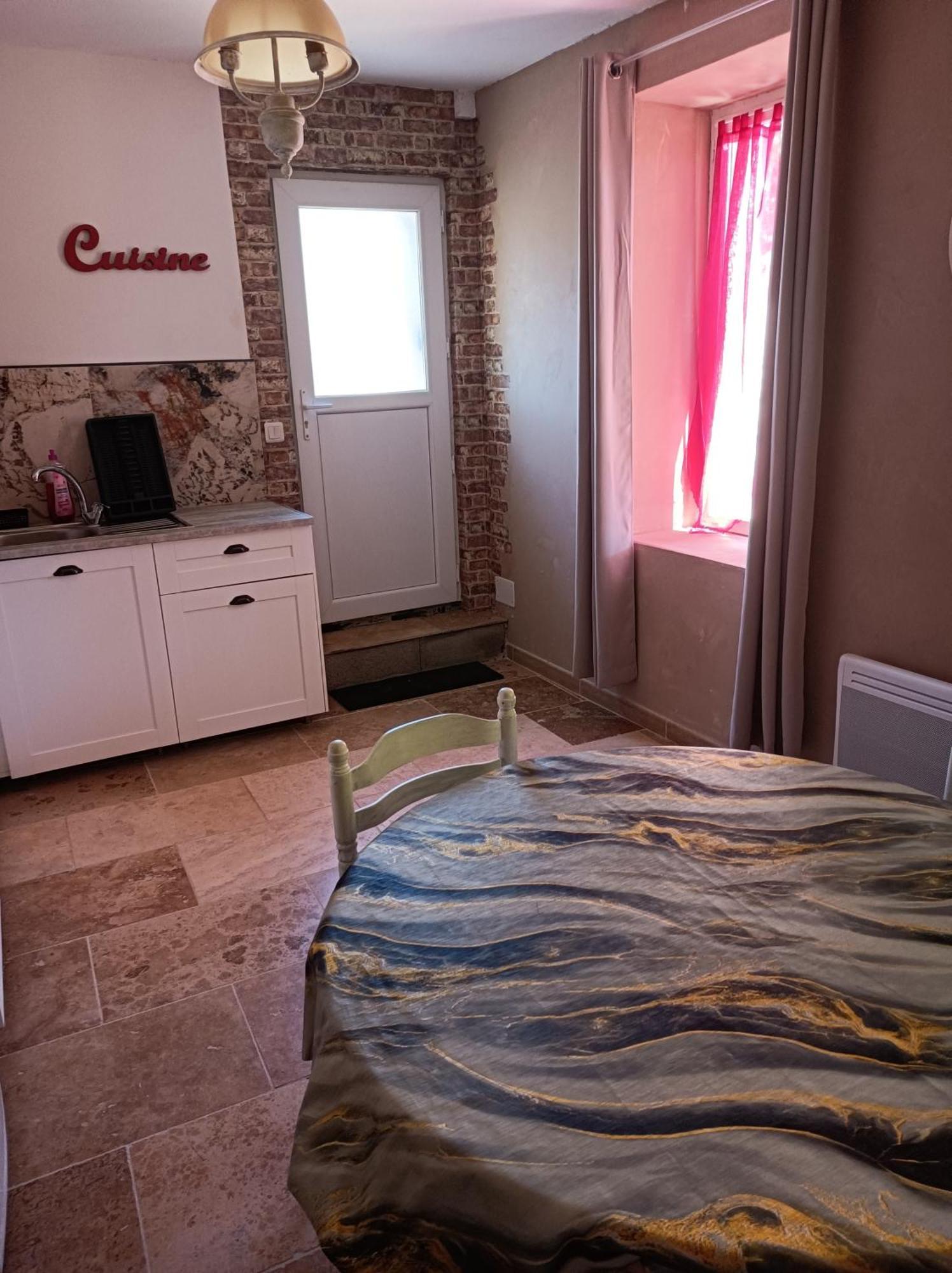 Partie De Mas En Campagne Apartment Кавайон Екстериор снимка